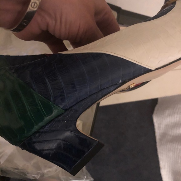 Gucci snakeskin G pumps NWT - Picture 6 of 7